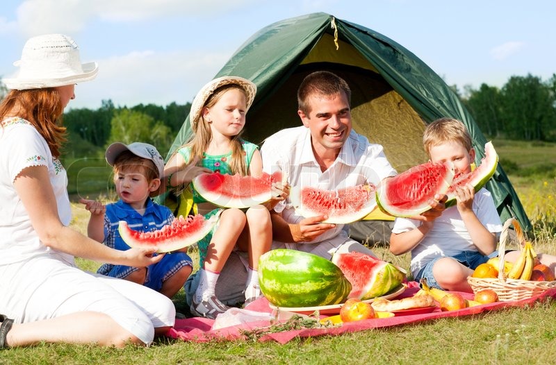 Развлечение молодых на природе 364189 Развлечение молодых на природе 364188