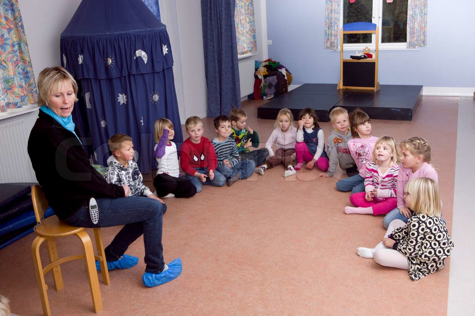 kindergarten, kinder, gruppe | Stock Bild | Colourbox