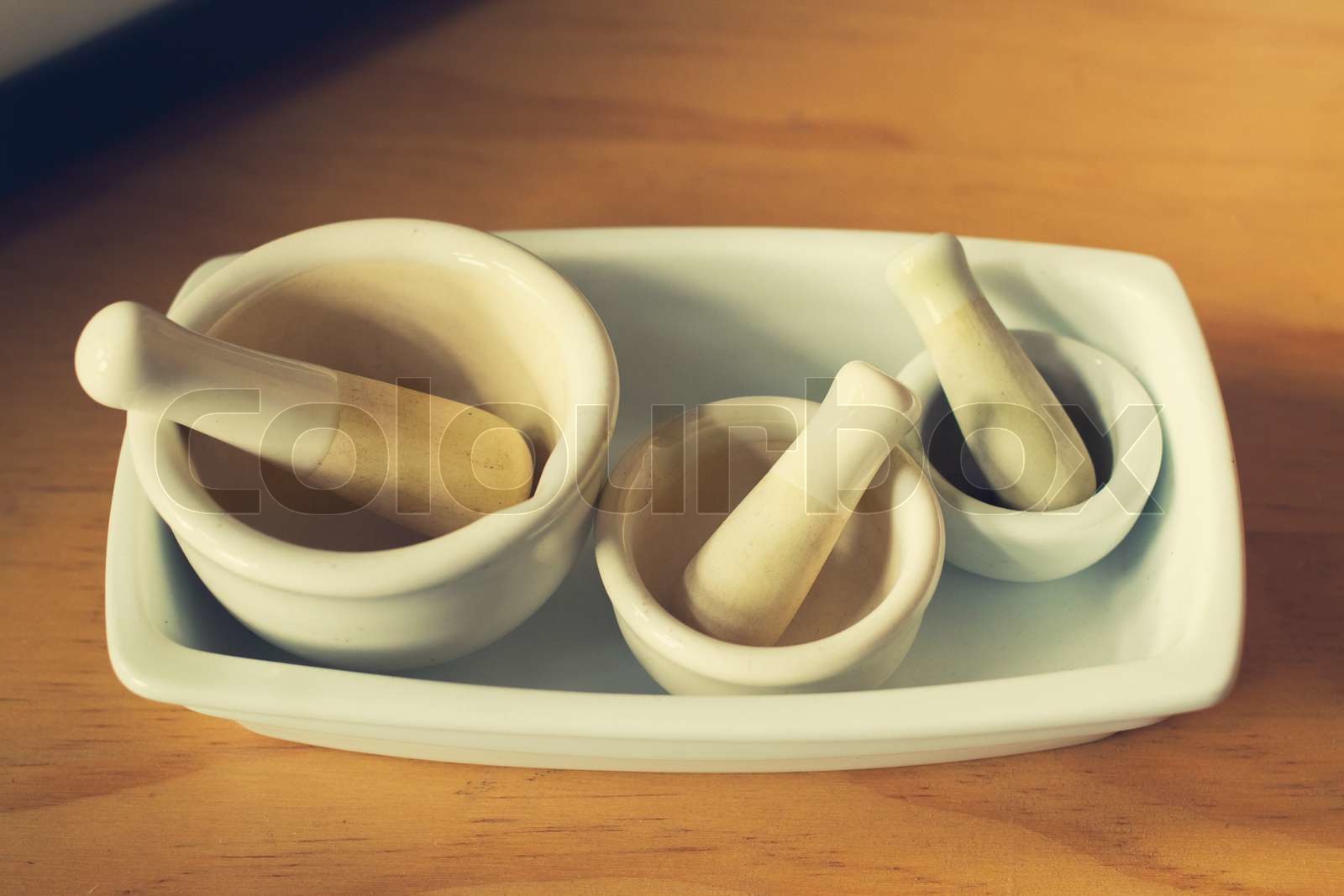 Vintage Porzellan-Mörser und Pistill-Satz | Stock Bild | Colourbox