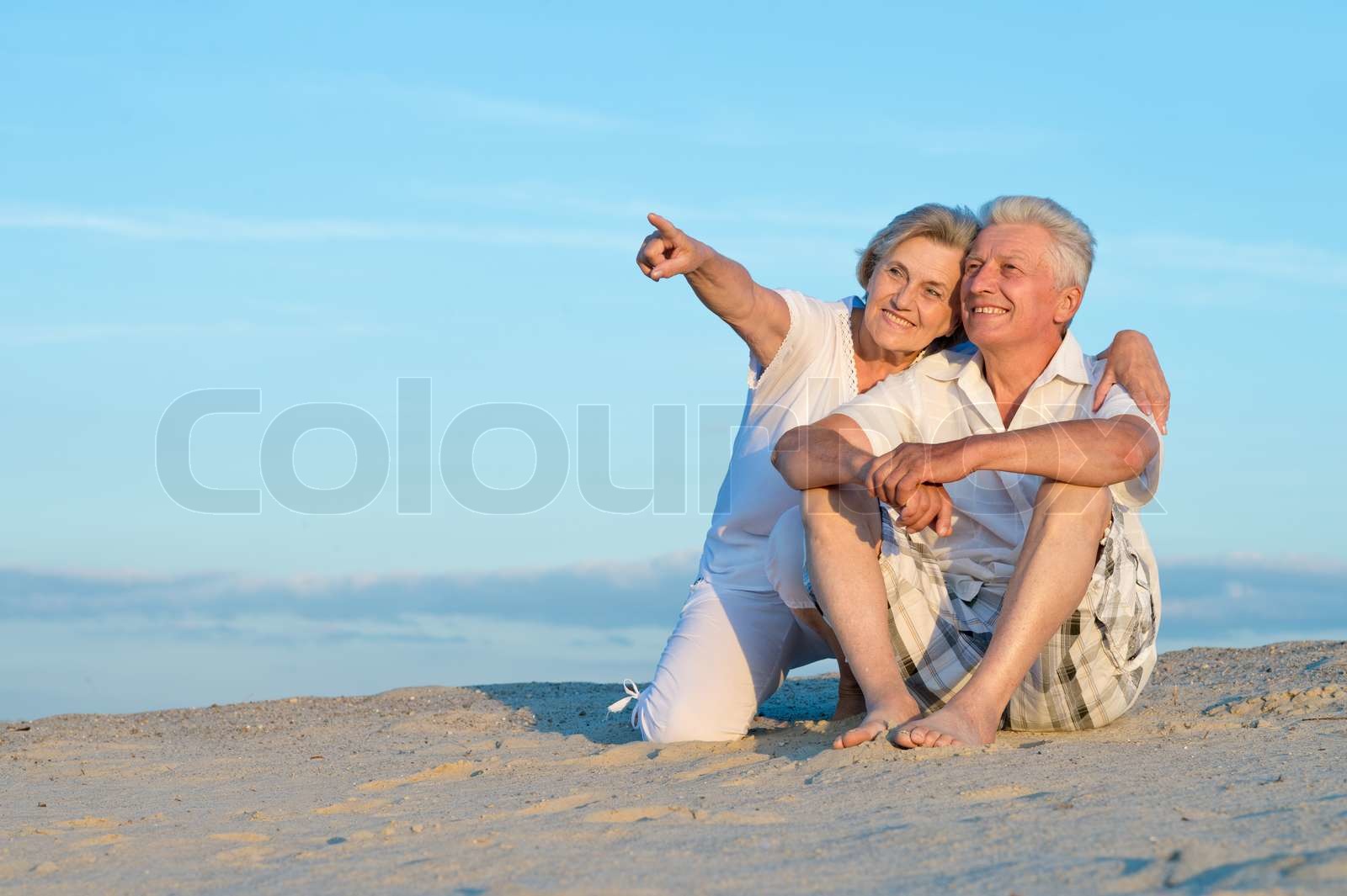 älteres Ehepaar am Strand Stock Bild Colourbox