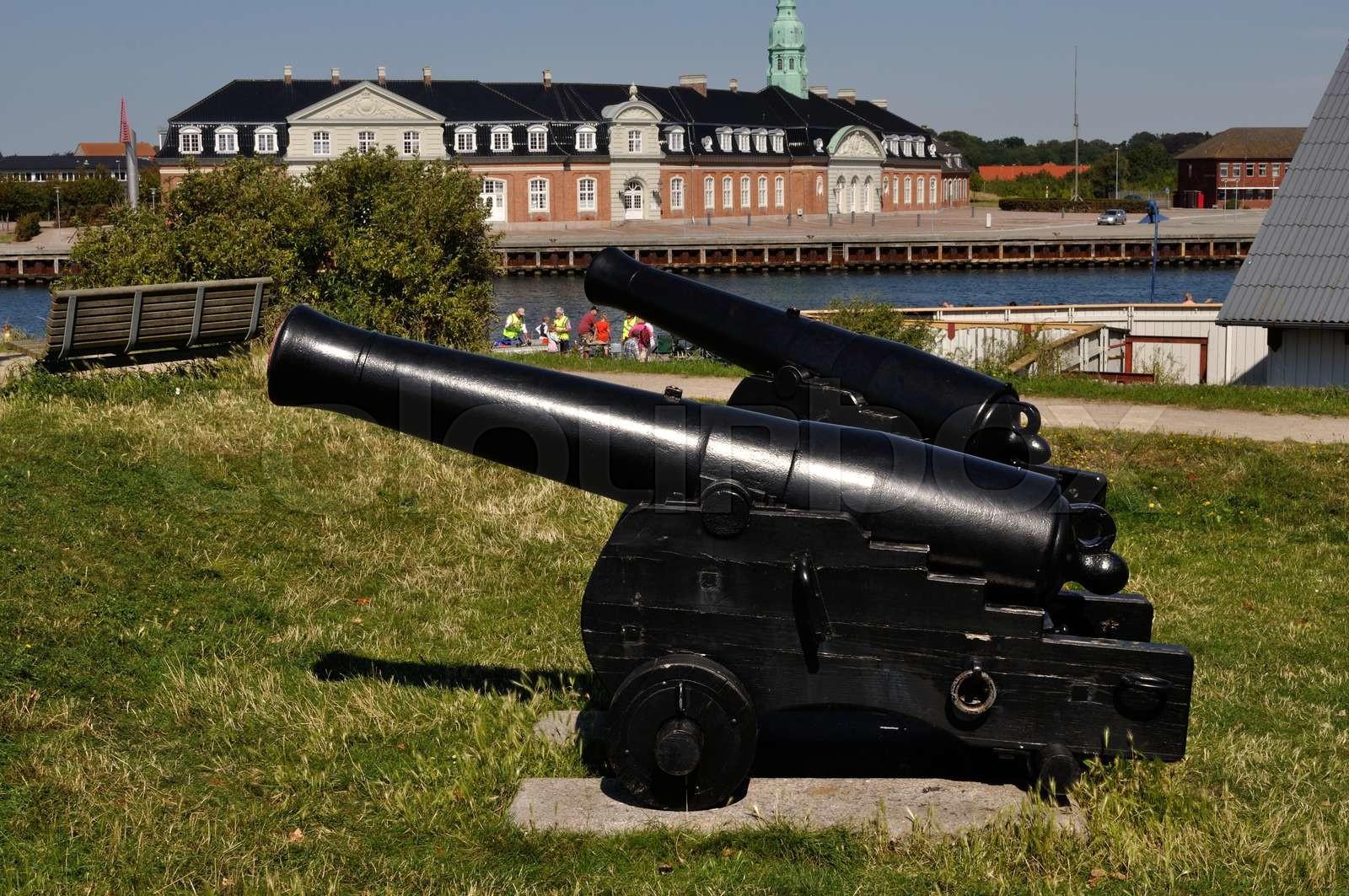 Gamle kanoner på Korsør Forsvarsværk | Stock foto | Colourbox