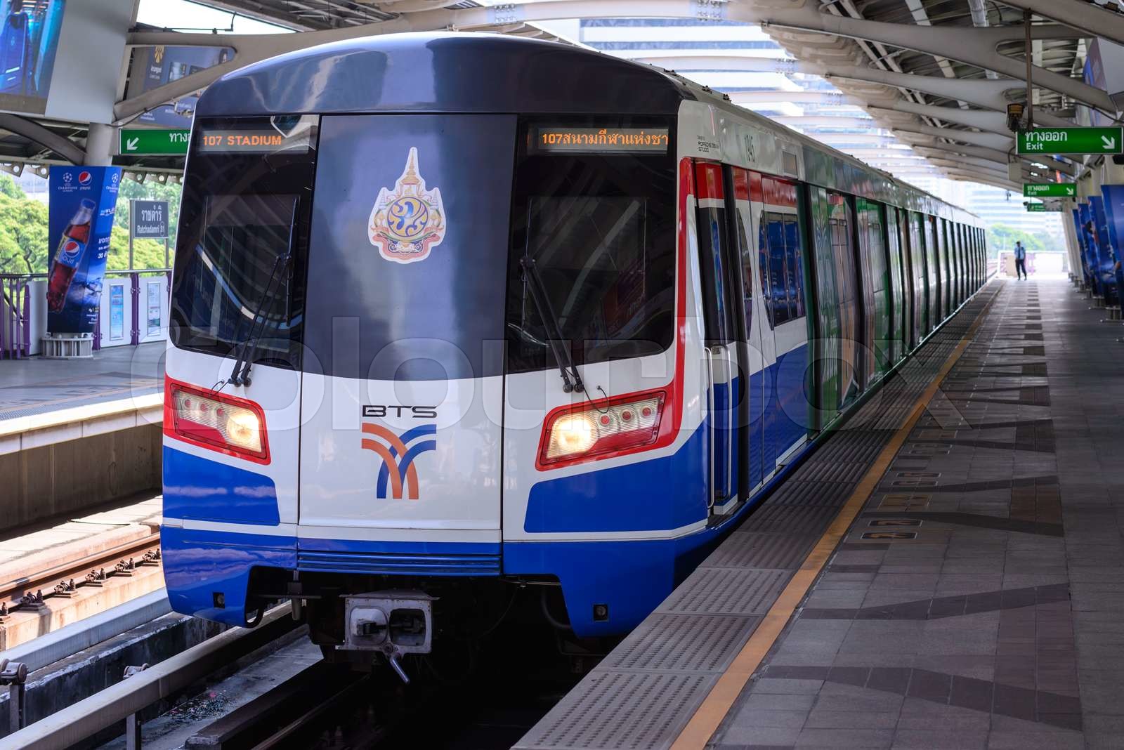 Bangkok Thailand 2016 March 09 Bts Skytrain Of Silom Line The Bangkok Thailand 2016 March 09 Bts Skytrain Of Silom Line The