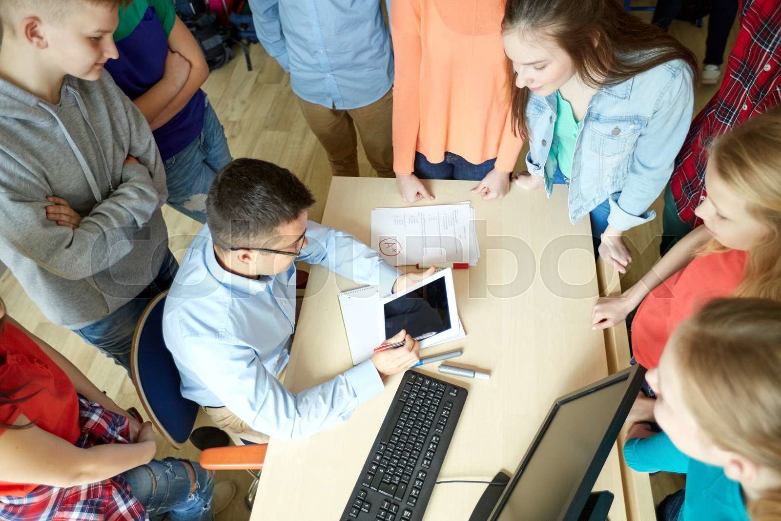 Pictures Of Students In Classroom