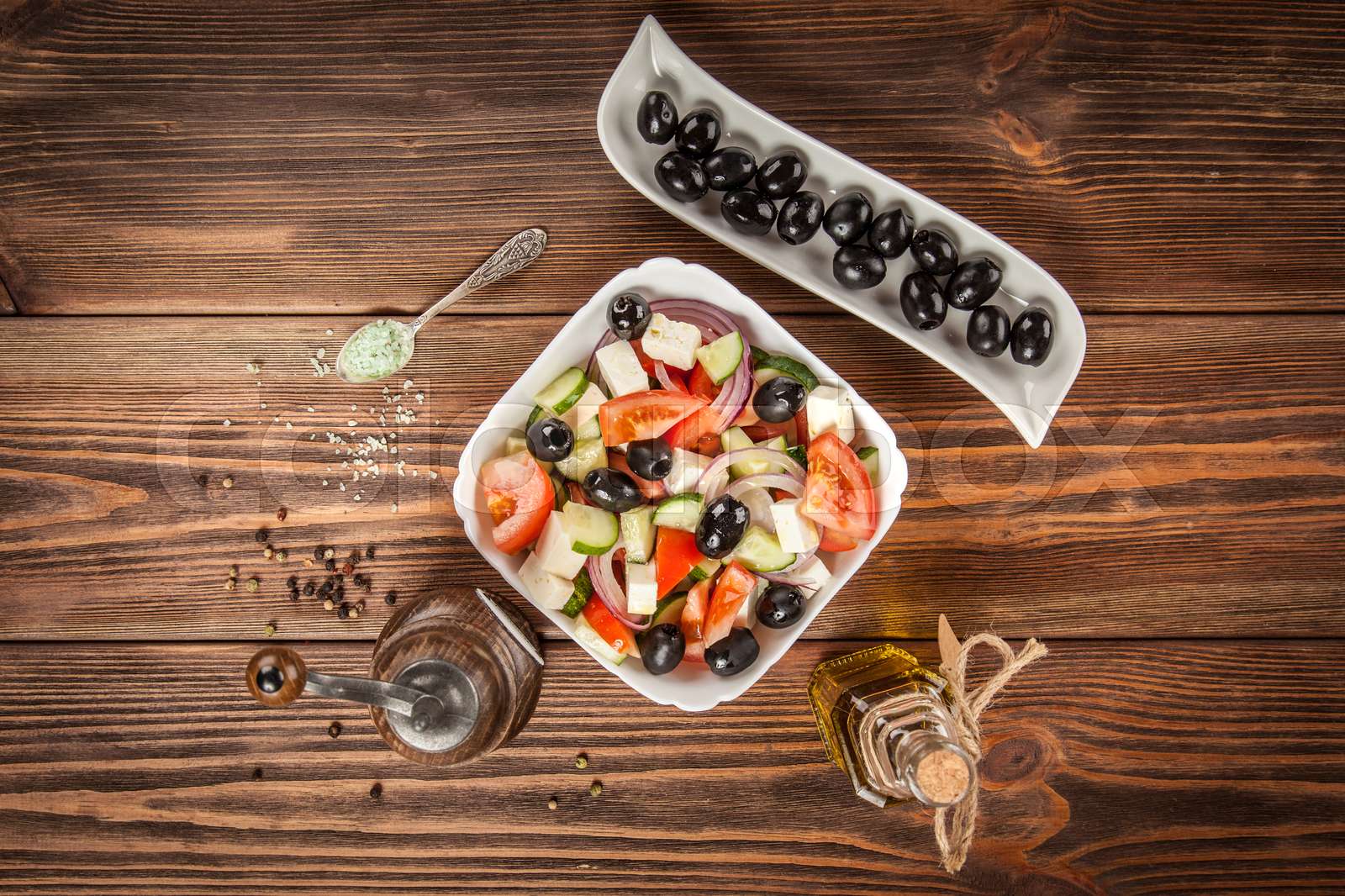 tisch, teller, salat | Stock Bild | Colourbox tisch, teller, salat | Stock Bild | Colourbox