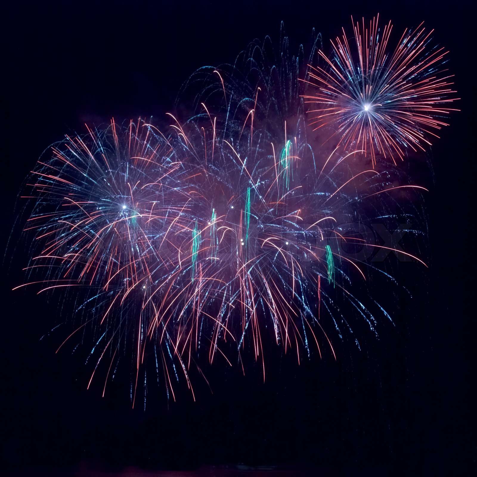 Bunte Feuerwerk Auf Dem Schwarzen Himmel Hintergrund Stock Bild