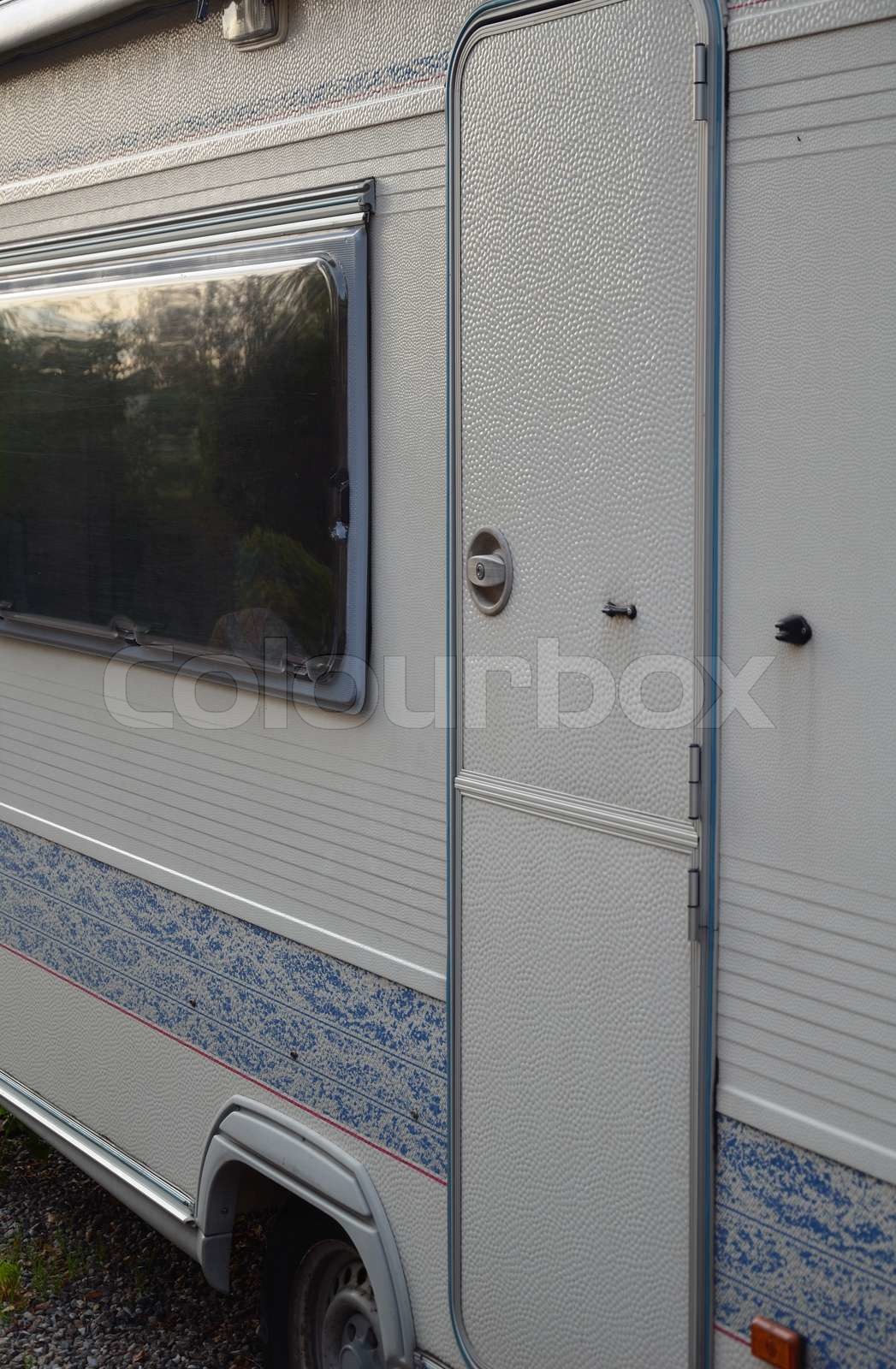 Wohnwagen Auf Dauercampingplatz Zu Verkaufen Baden-württemberg Wunderschne Wohnwagen Auf Dauercampingplatz Zu Verkaufen Bild