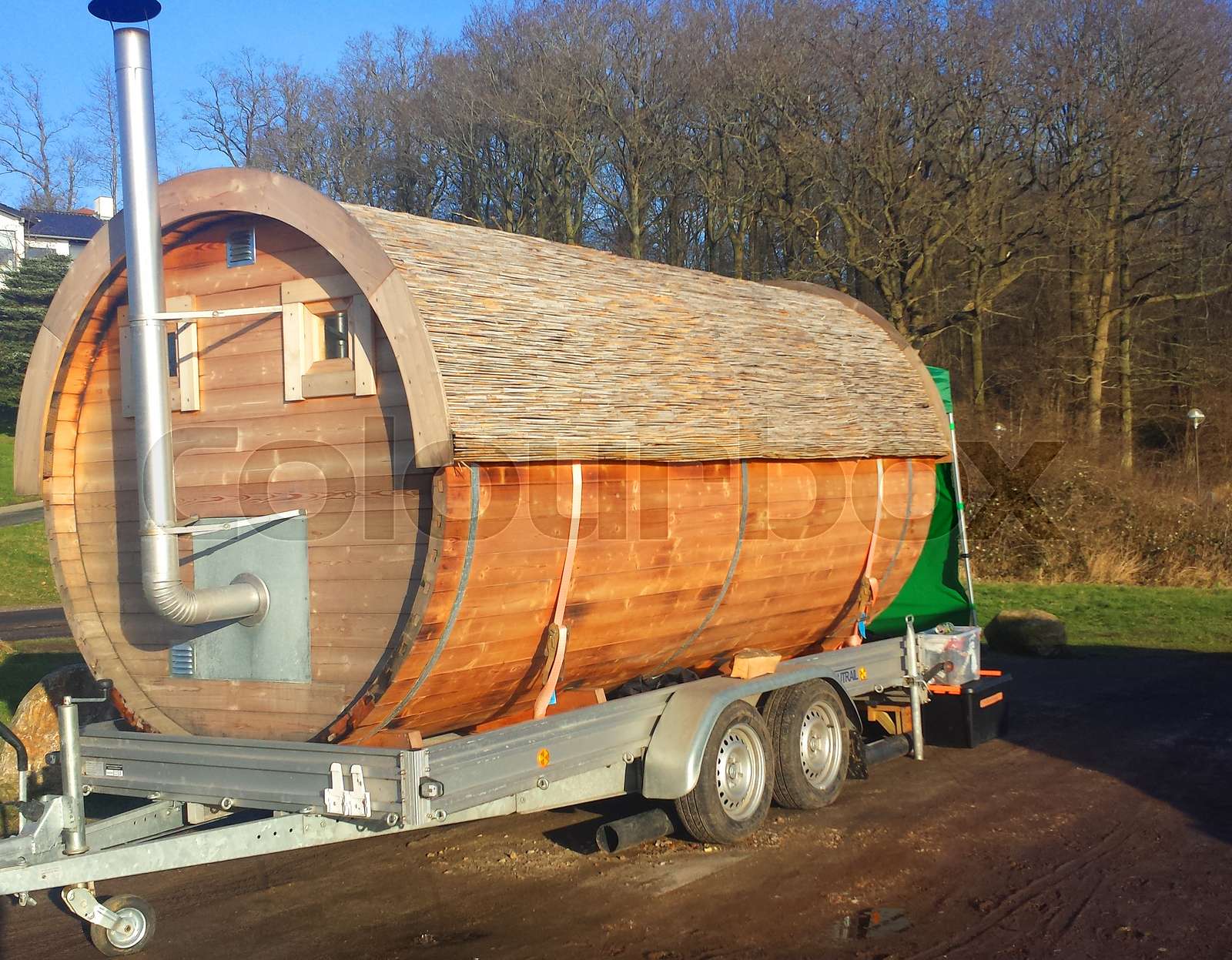 Udendørs transportabel sauna Stock foto Colourbox