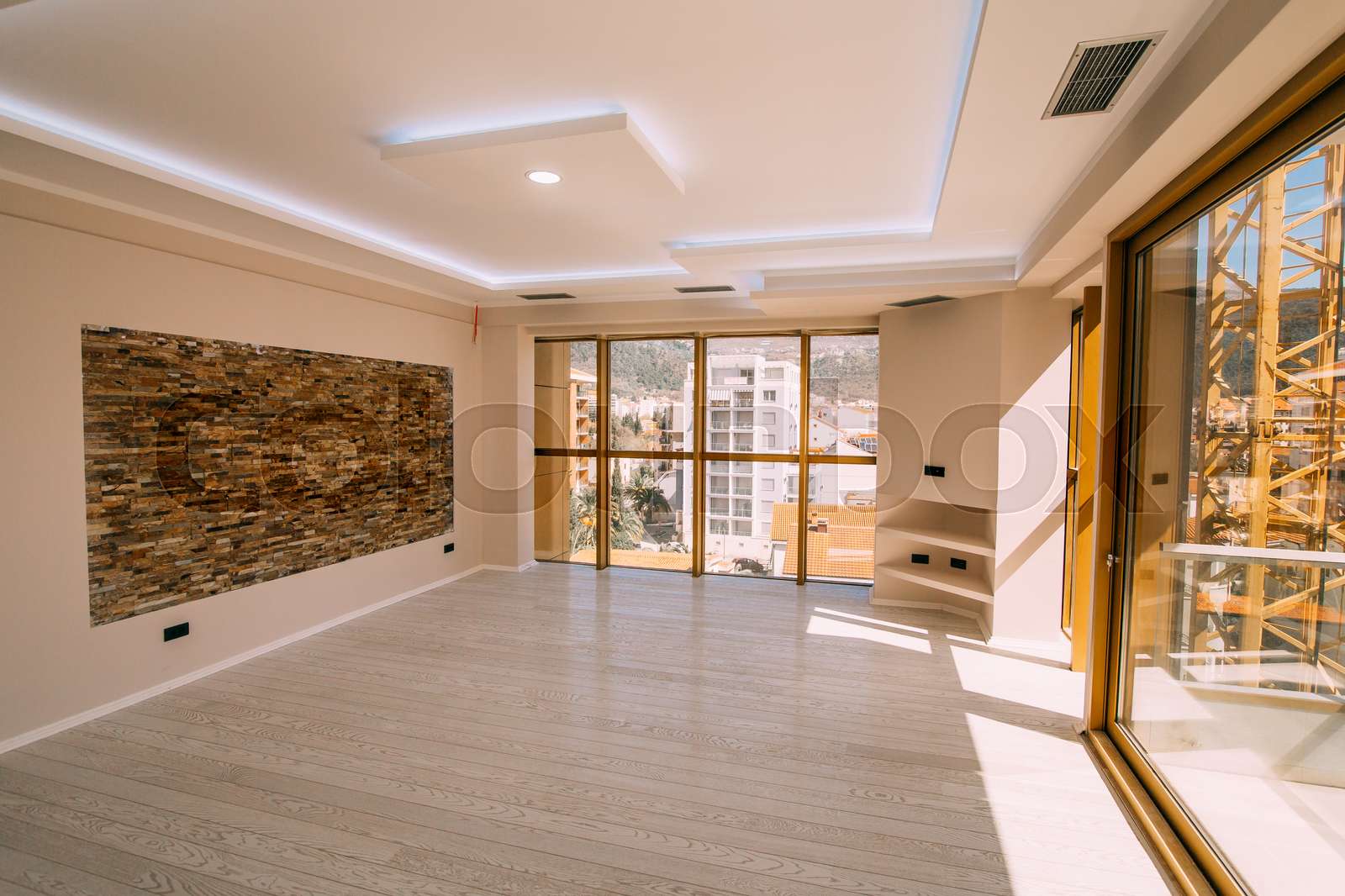 An empty apartment with no furniture. The apartment is renovated