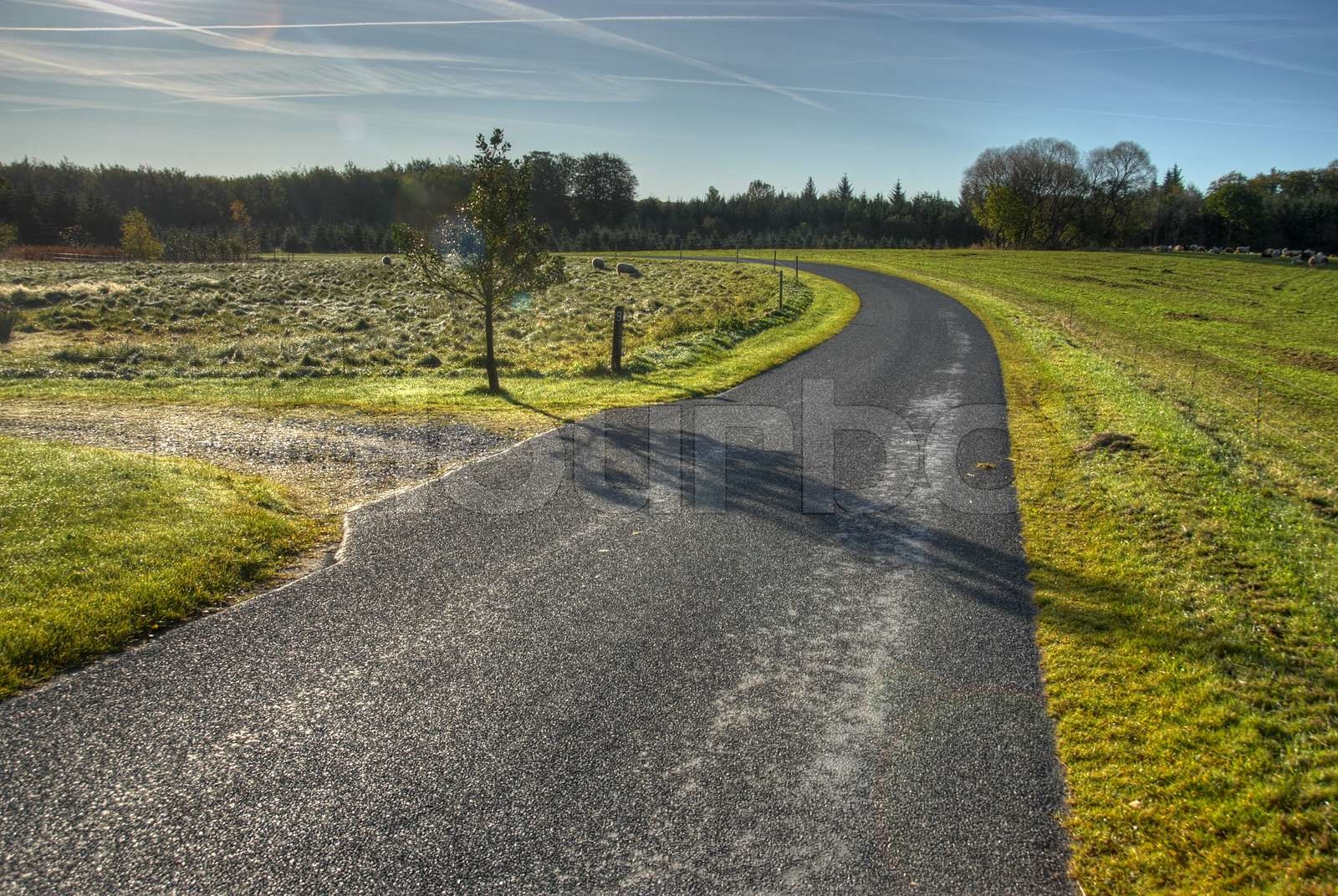 Landstraße Stock Bild Colourbox