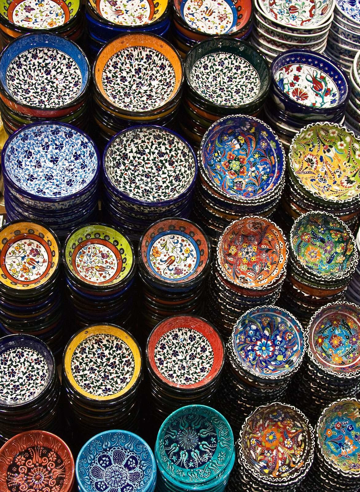 Klassische türkische Keramik auf dem Markt | Stock Bild | Colourbox