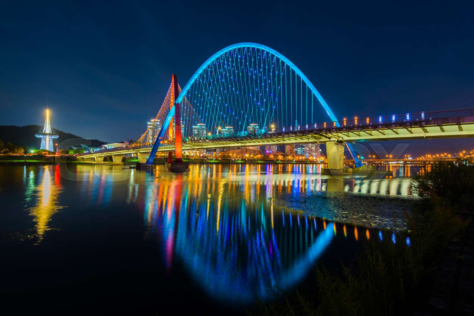 Colorful bridge and reflection Expo Bridge in Daejeon, South Korea ...