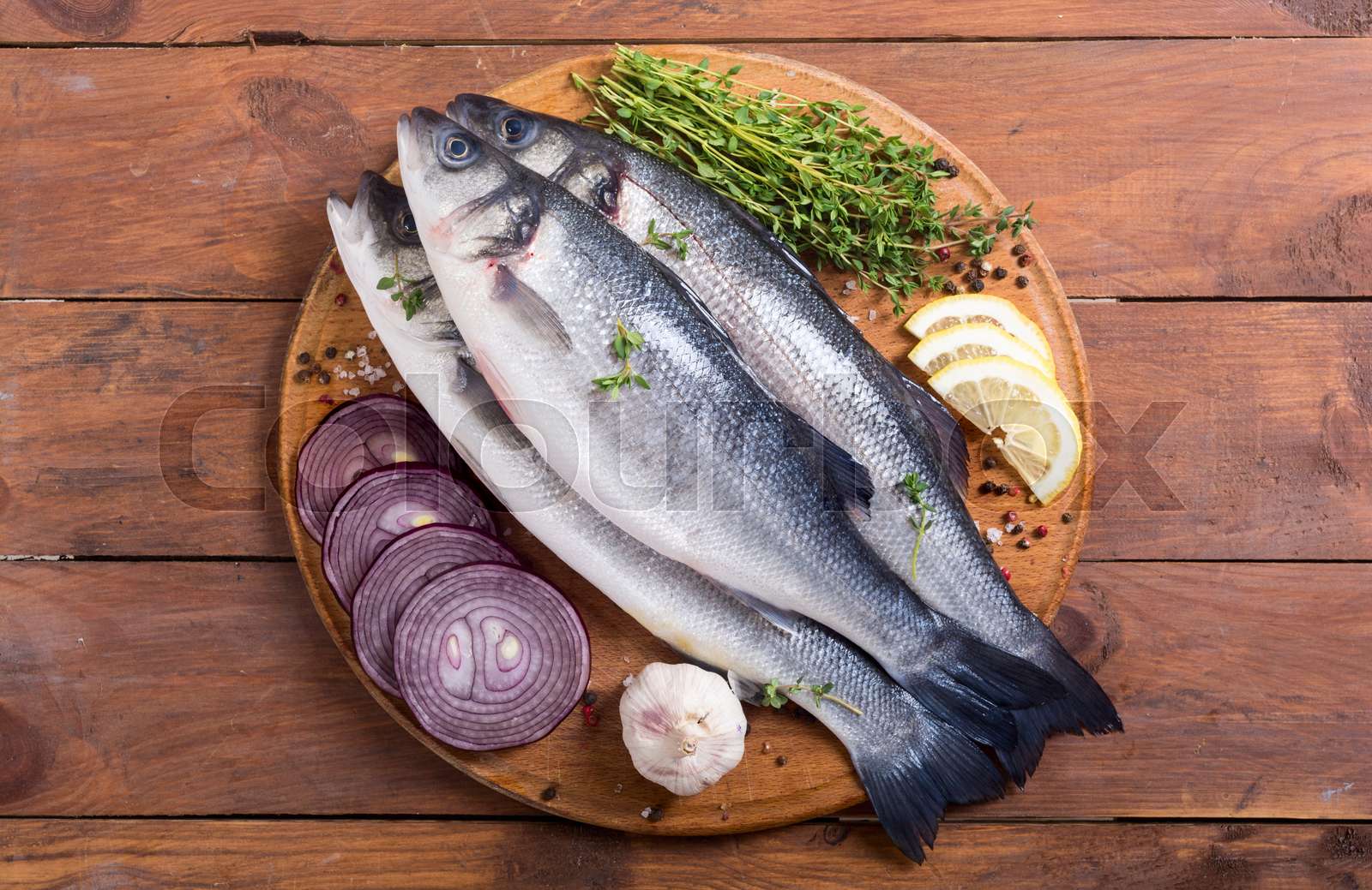 селёдка атлантическая и тихоокеанская. какая селедка жирнее и вкуснее. какая селедка жирнее и вкуснее. рыба пряного посола. жирная селедка.