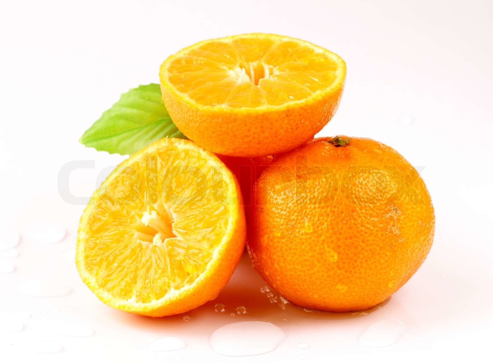 Frische saftige Mandarine, Mandarine | Stock Bild | Colourbox