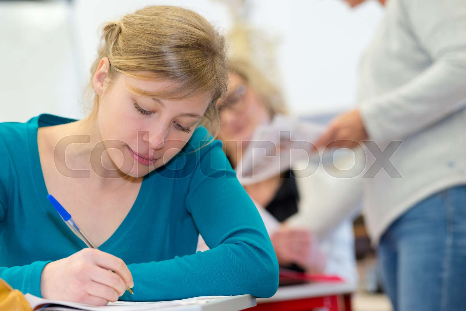 elever, prøve, skole | Stock foto | Colourbox