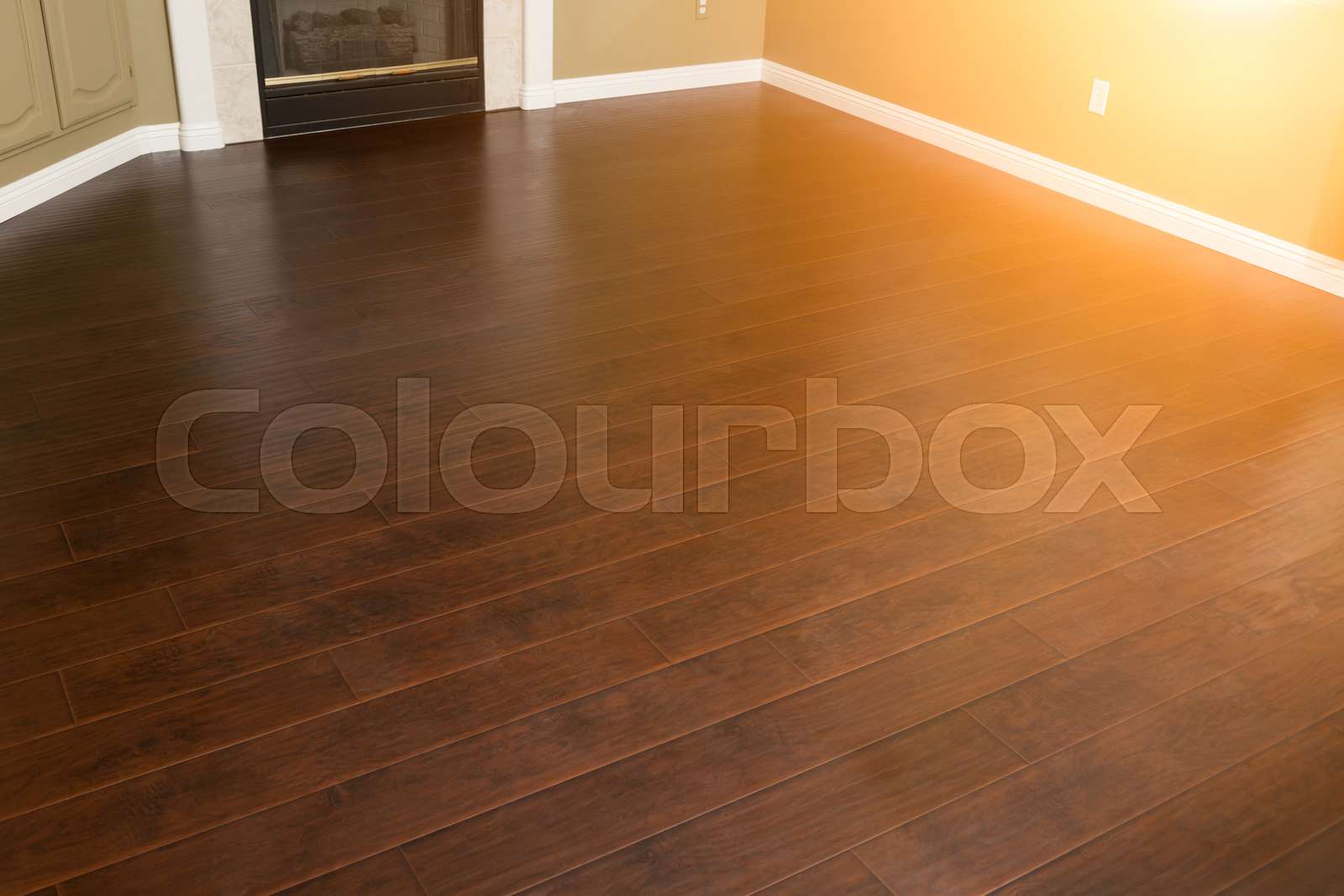 how to decorate brown laminate flooring