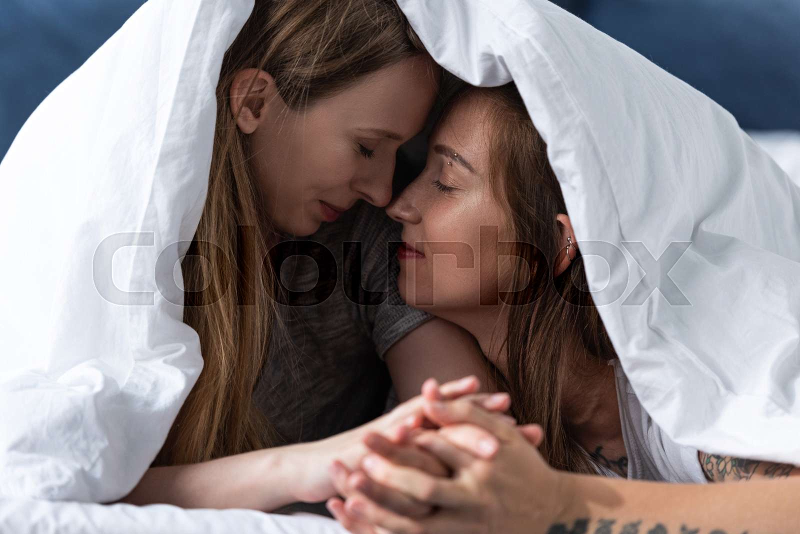 The Real Science Behind Two Lesbians Making Out Why It Matters For The Real Science Behind Two Lesbians Making Out Why It Matters For