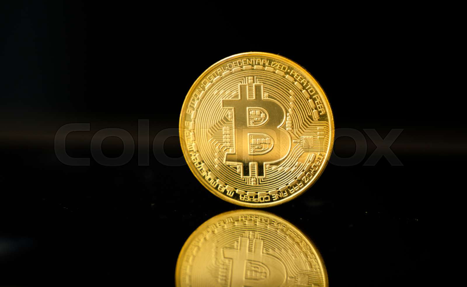 Gold bitcoin coin. Trading on the cryptocurrency exchange. Cryptocurrency  Stock Market Concept. Virtual money concept. Mining or blockchain  technology. - Stock Image - Everypixel