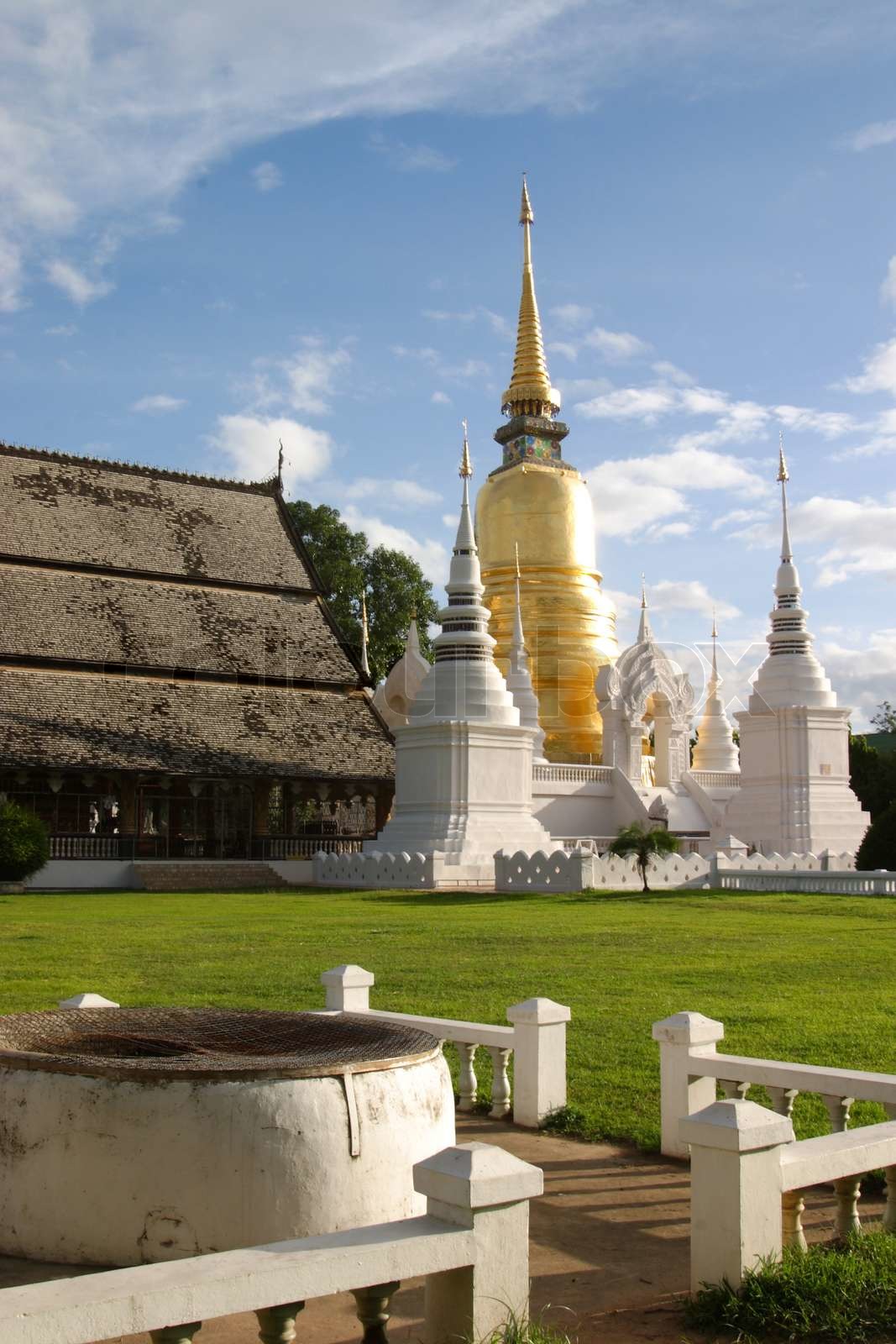 Temple in Suan Dok neighborhood