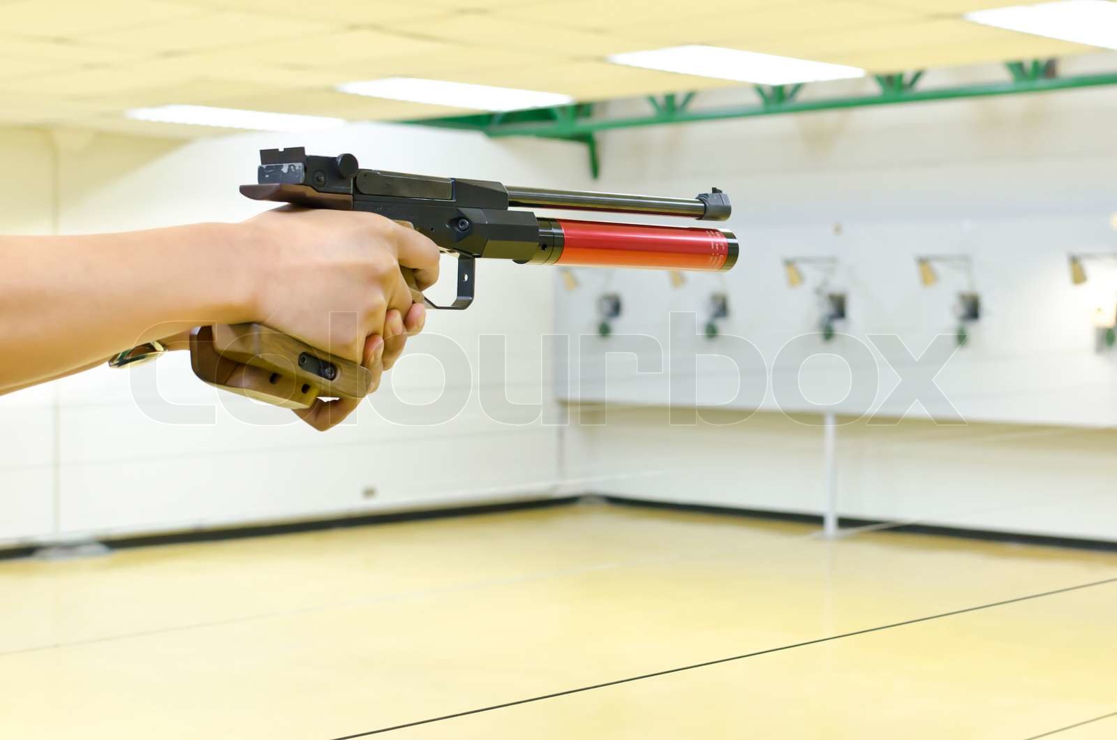 Ausbildung Pistole Ziel ausrichten Stock Bild Colourbox