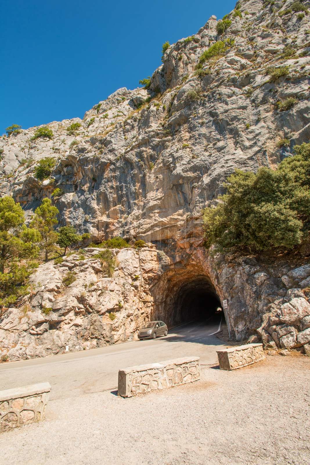 Tunnel på Mallorca Stock foto Colourbox