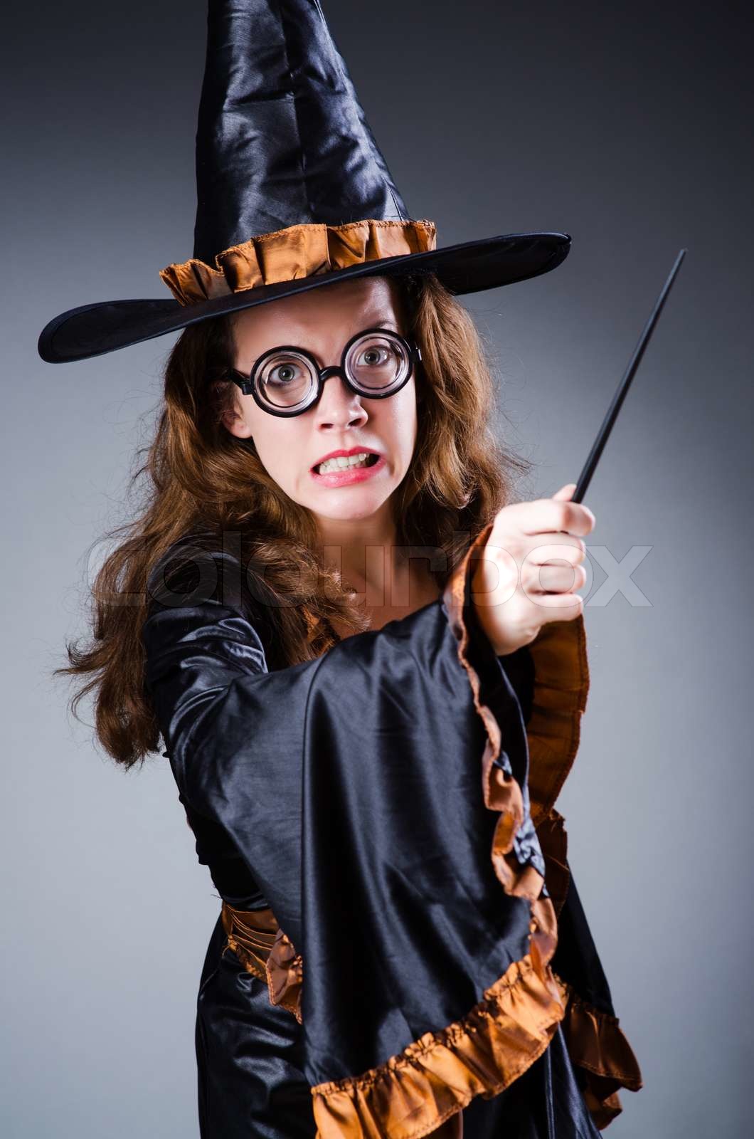 Witch in scary Halloween-Konzept | Stock Bild | Colourbox