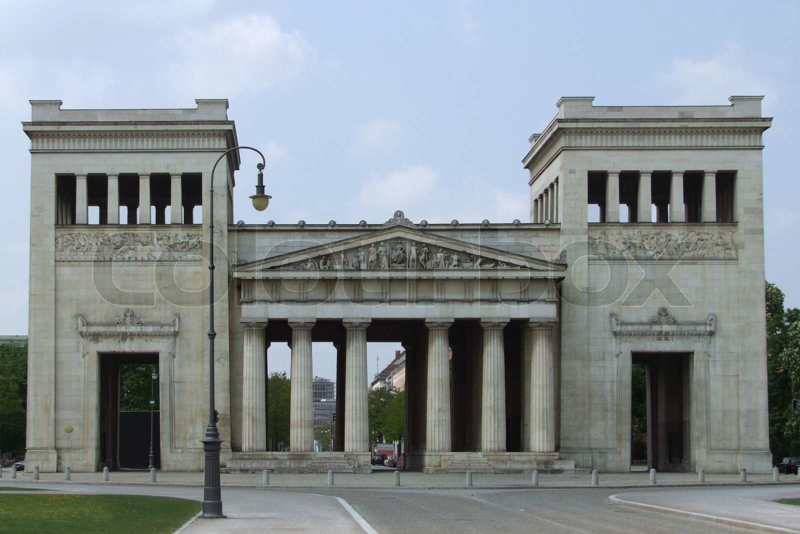 Propyläen in München Stock Bild Colourbox