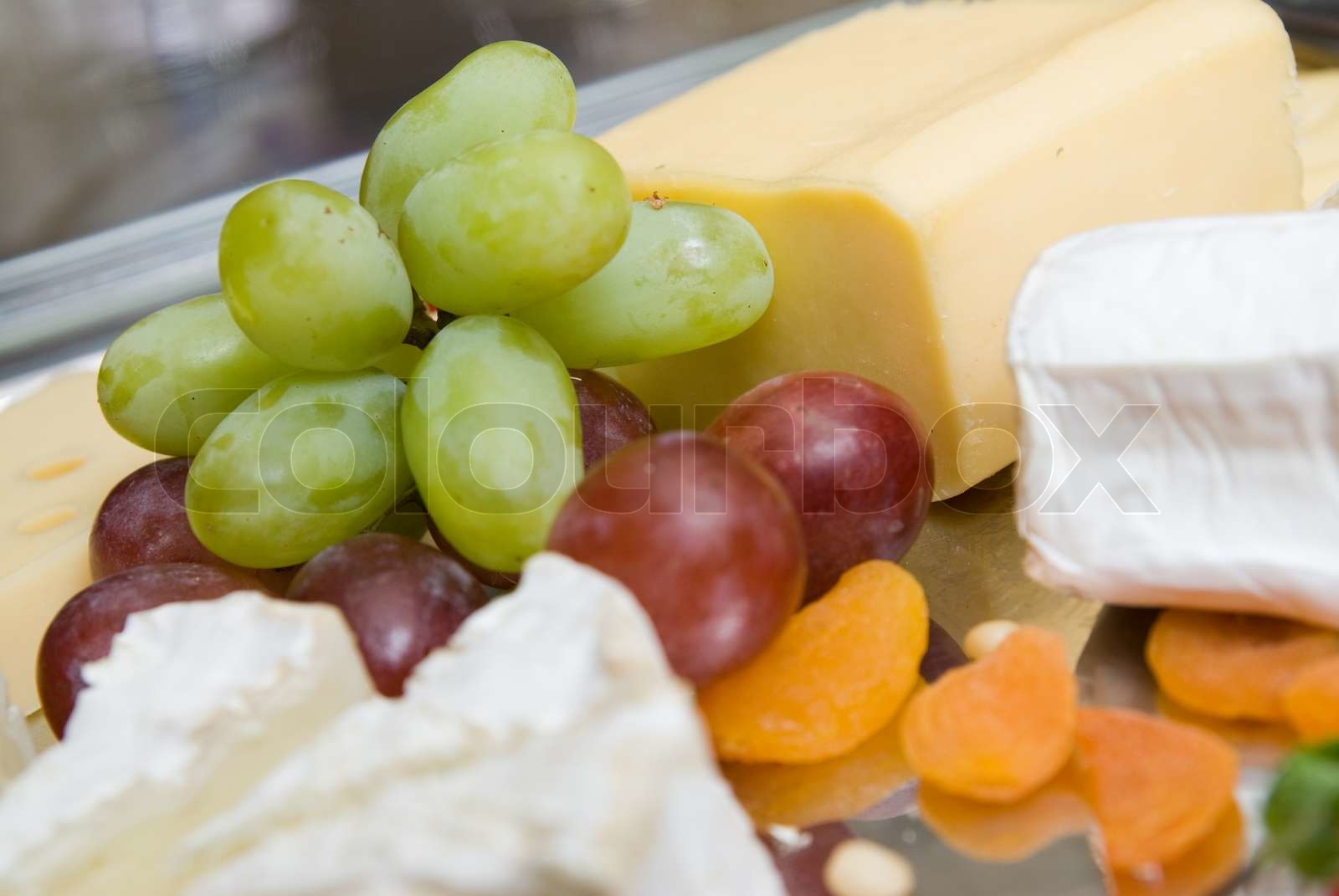 Vorspeise aus Käse und Trauben | Stock Bild | Colourbox Vorspeise aus Käse und Trauben | Stock Bild | Colourbox