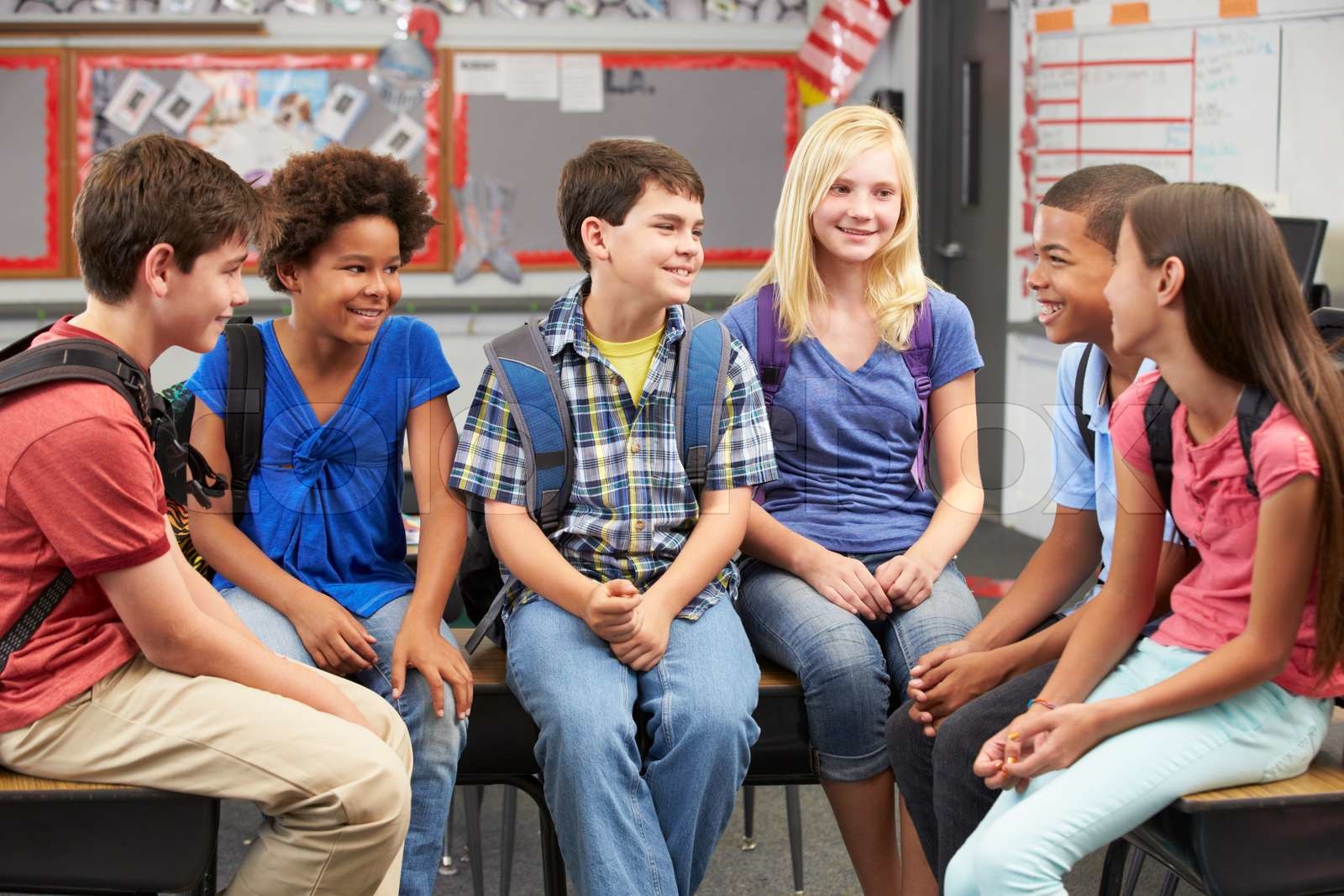 Middle School With No Uniform