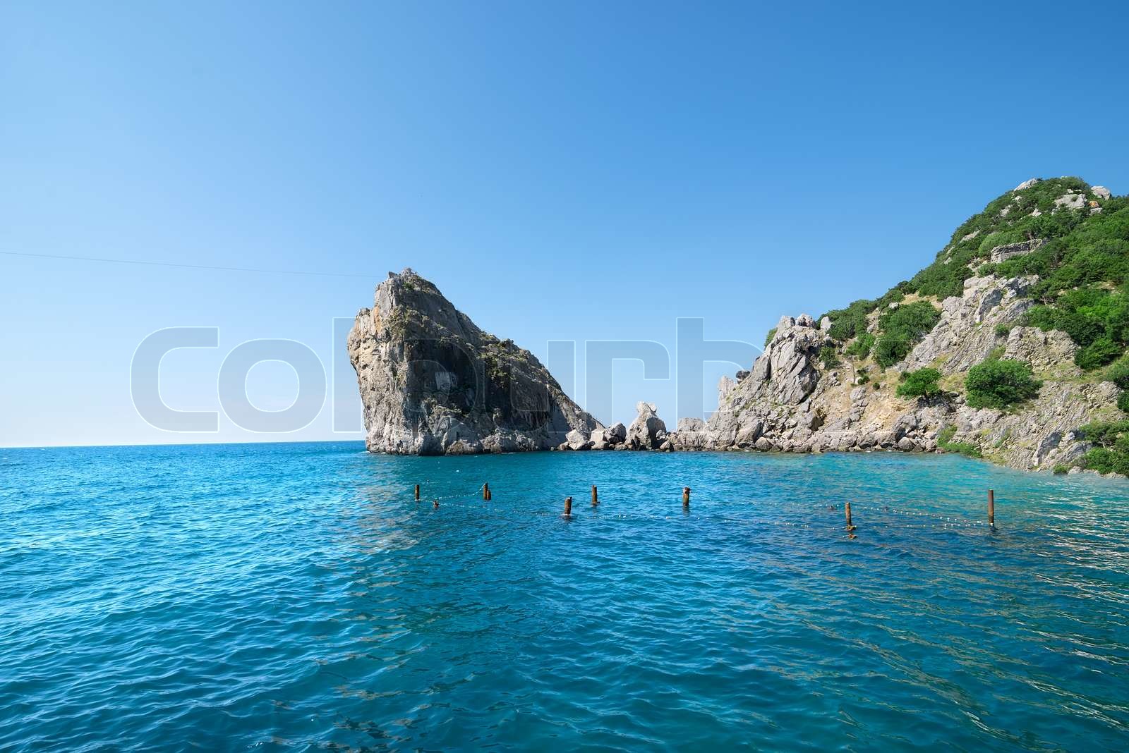 Felsen Im Meer 6 Buchstaben Kreuzworträtsel Felsen im Meer | Stock Bild | Colourbox