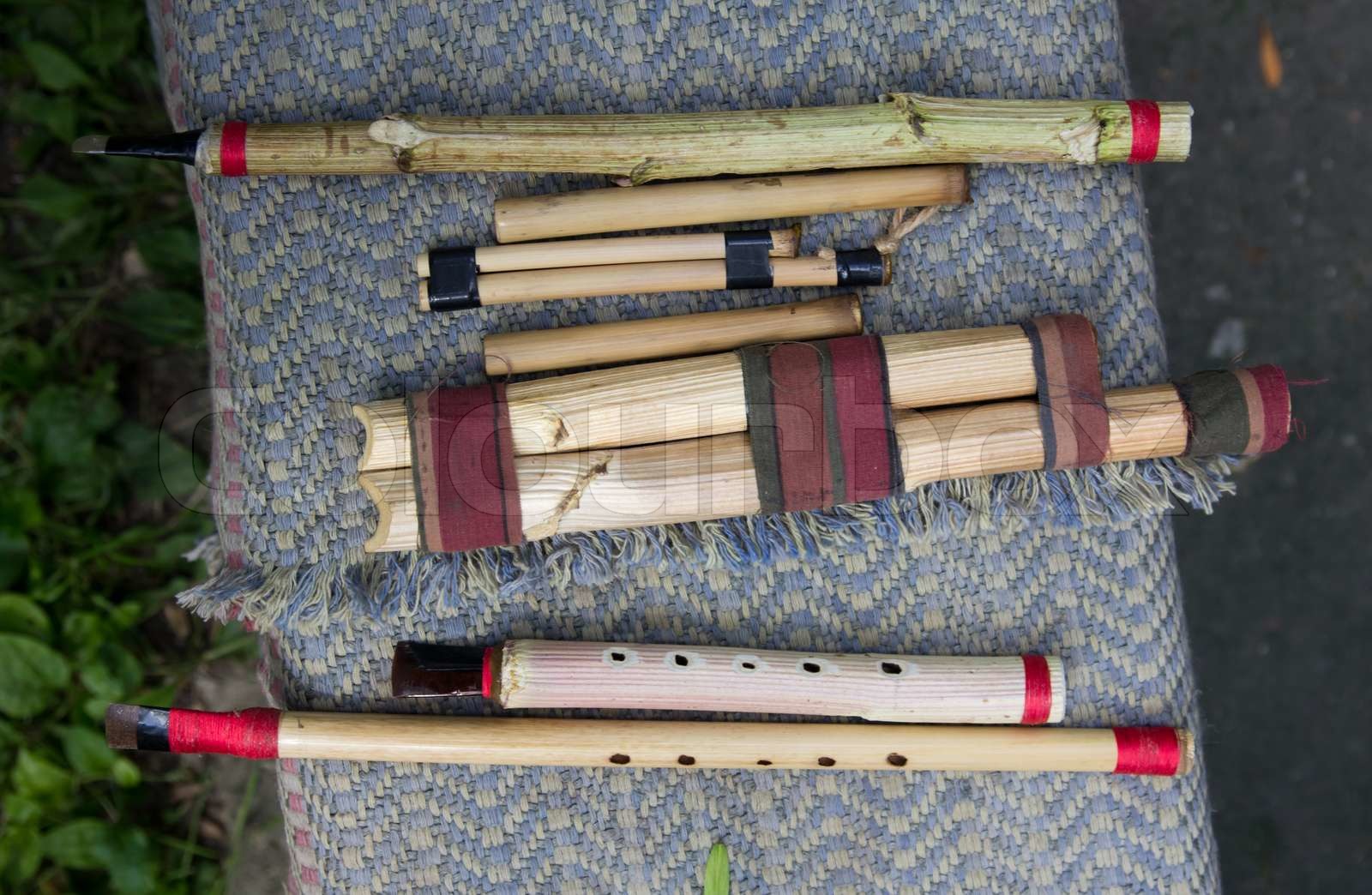 Gamle russiske musikinstrumenter | Stock foto | Colourbox