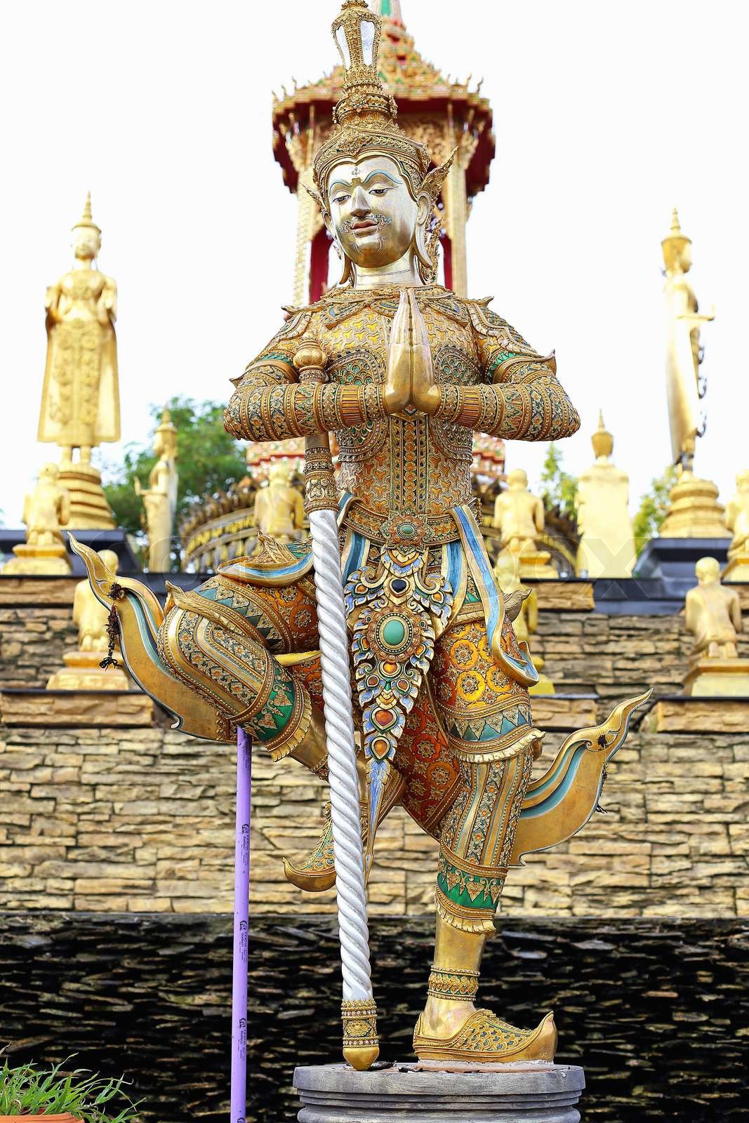 Seine Statue in Thailand Tempel | Stock Bild | Colourbox