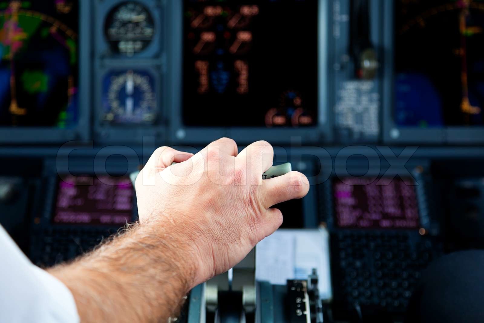 Pilot Pulling einen Aircraft Gas Stock Bild Colourbox