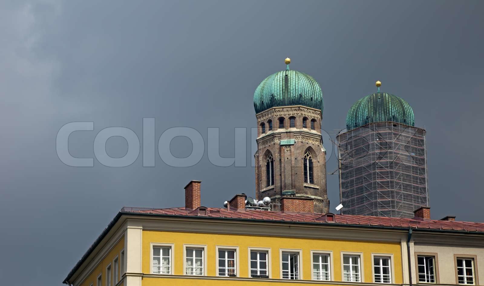 Restaurering kirke Frauenkirche to tårne af " Cathedral of Our Dear