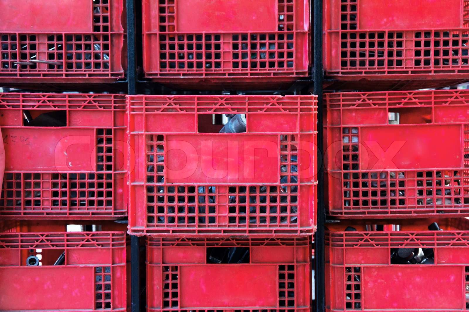 Kunststoff-Container-Stapel | Stock Bild | Colourbox