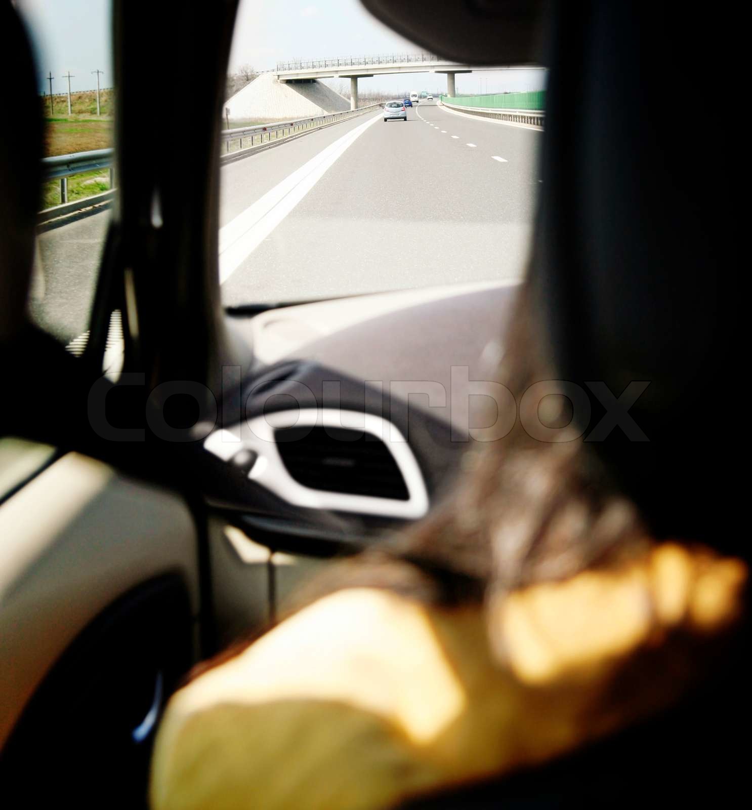 Auto fahren | Stock Bild | Colourbox
