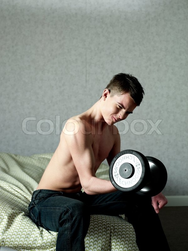 Mit nacktem oberkörper, teenie, weißer | Stockfoto | Colourbox