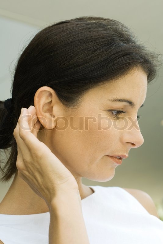  Odilon Dimier AltoPress Maxppp Woman Pushing Hair Behind Ear Close 