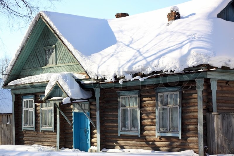Alte hölzerne Landhaus in Russland | Stock Bild | Colourbox