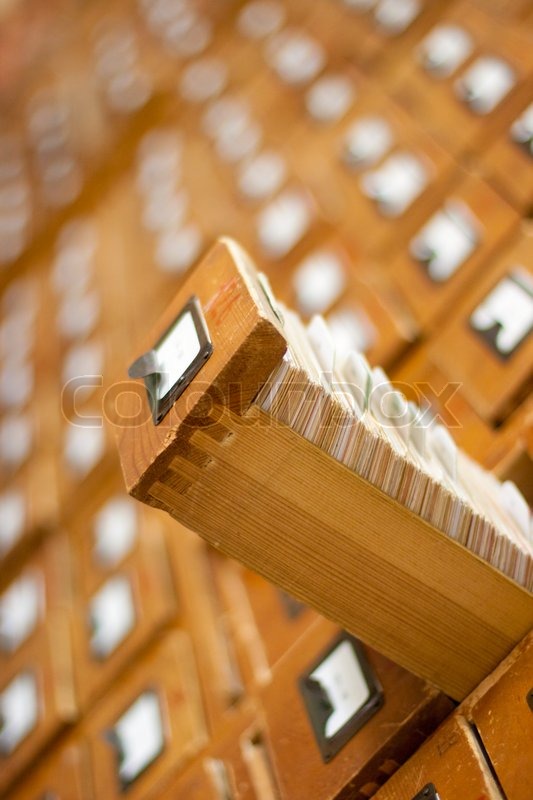 Alte hölzerne Zettelkatalog mit einer | Stock Bild | Colourbox