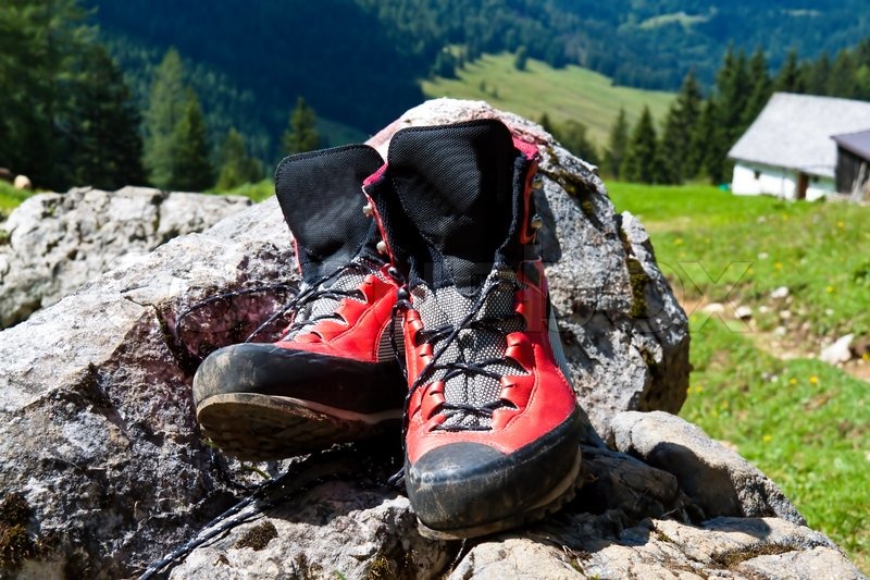 mens red hiking boots