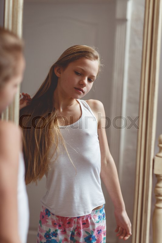 teen female body photo Teen female body photo