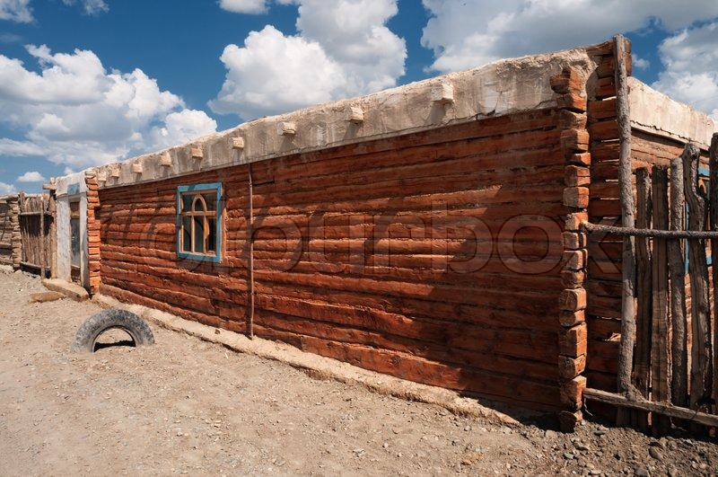 Typische Holz Haus in dem Dorf im Westen ... | Stock Bild | Colourbox