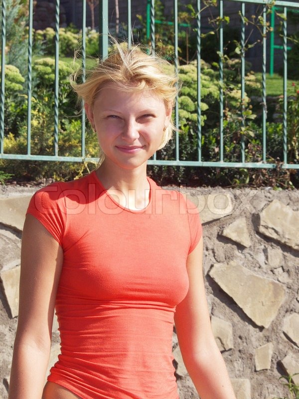 Im urlaub mädchen kennenlernen 42 Wege Frauen anzusprechen, die Du kennen solltest