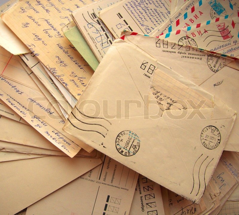 Bunke af gamle breve | Stock foto | Colourbox