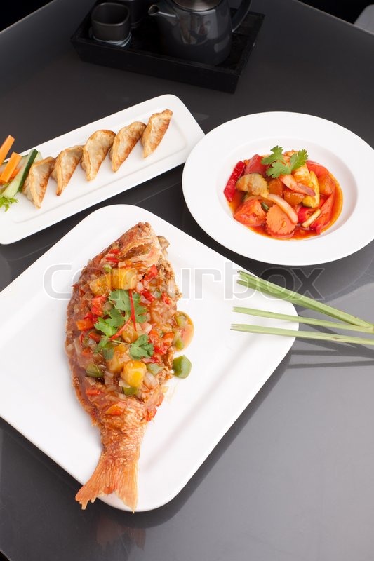 Thai-Stil-Meeresfrüchte-Gerichte | Stock Bild | Colourbox