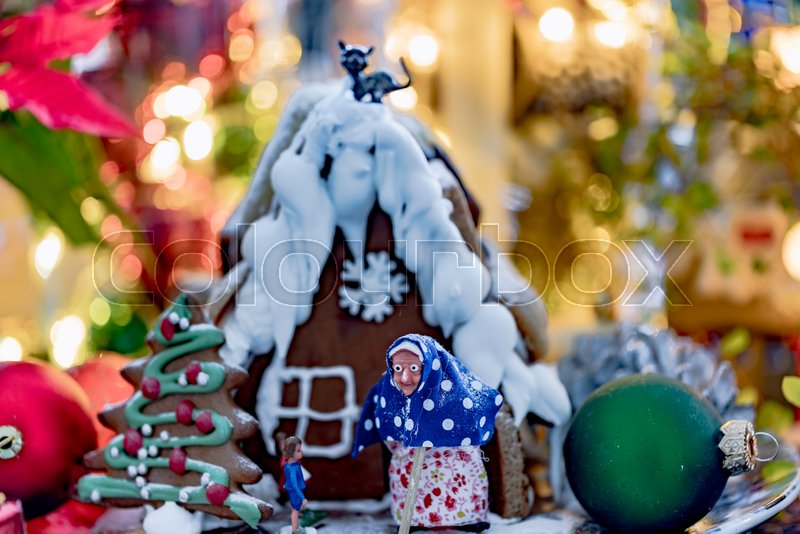 Lebkuchenhaus Hänsel und Gretel mit Stock Bild Colourbox