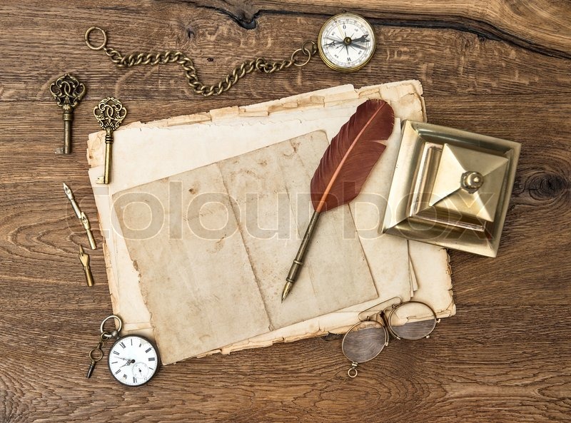 Antike Accessoires und Bürobedarf auf | Stock Bild | Colourbox