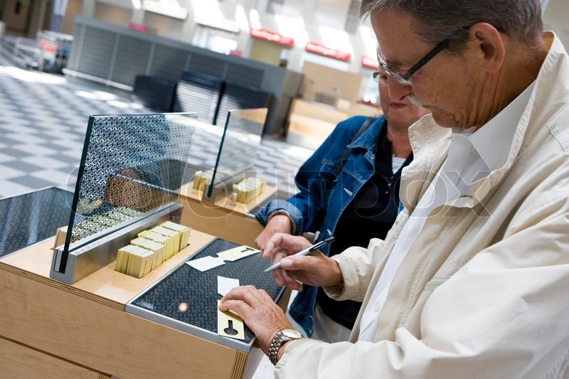 Elderly drivers informational essay 03 image