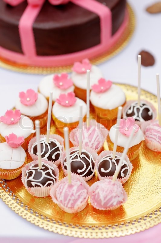 Chocolate and creamy pop cakes and Stock image