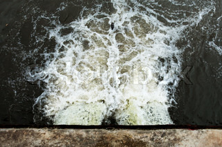 Slick Branche Heizöl verschüttet Wasserverschmutzung | Stock-Foto